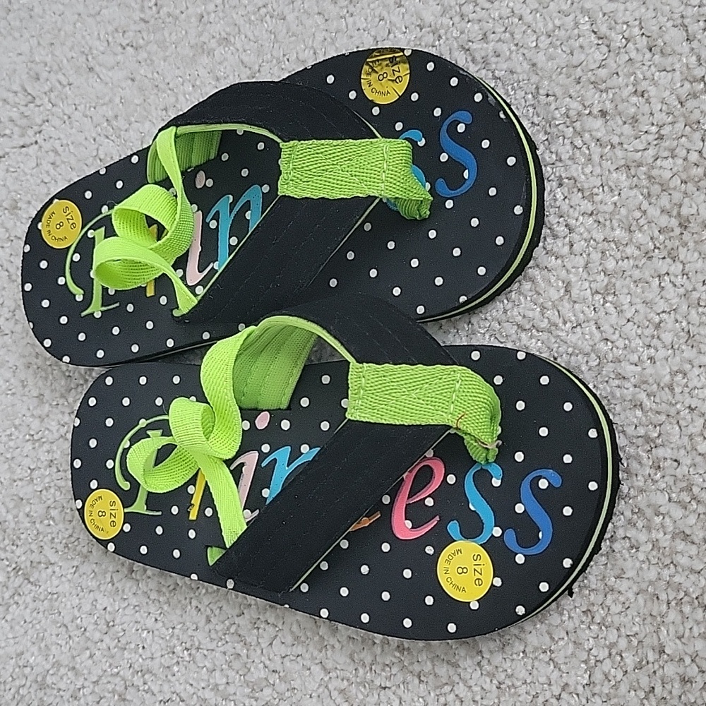Toddler flip flops